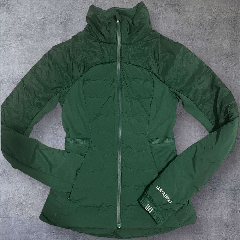 lululemon athletica Green Down For It All Women’s Jacket Size 2